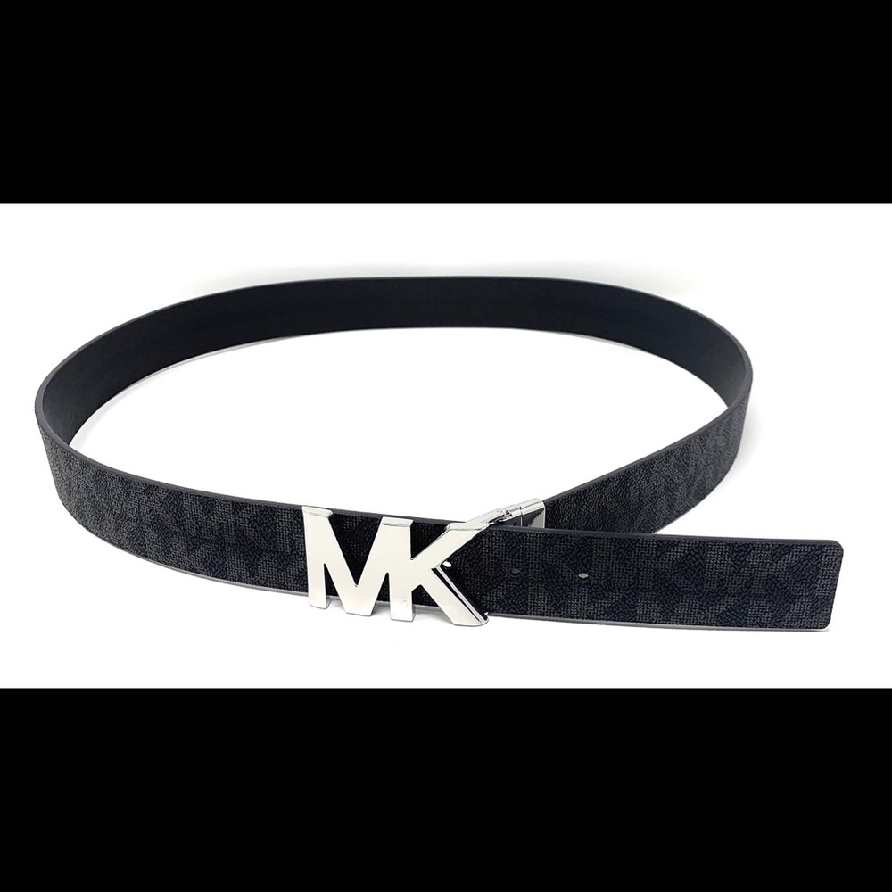 Black Michael Kors Reversible Belt/Silver Buckle